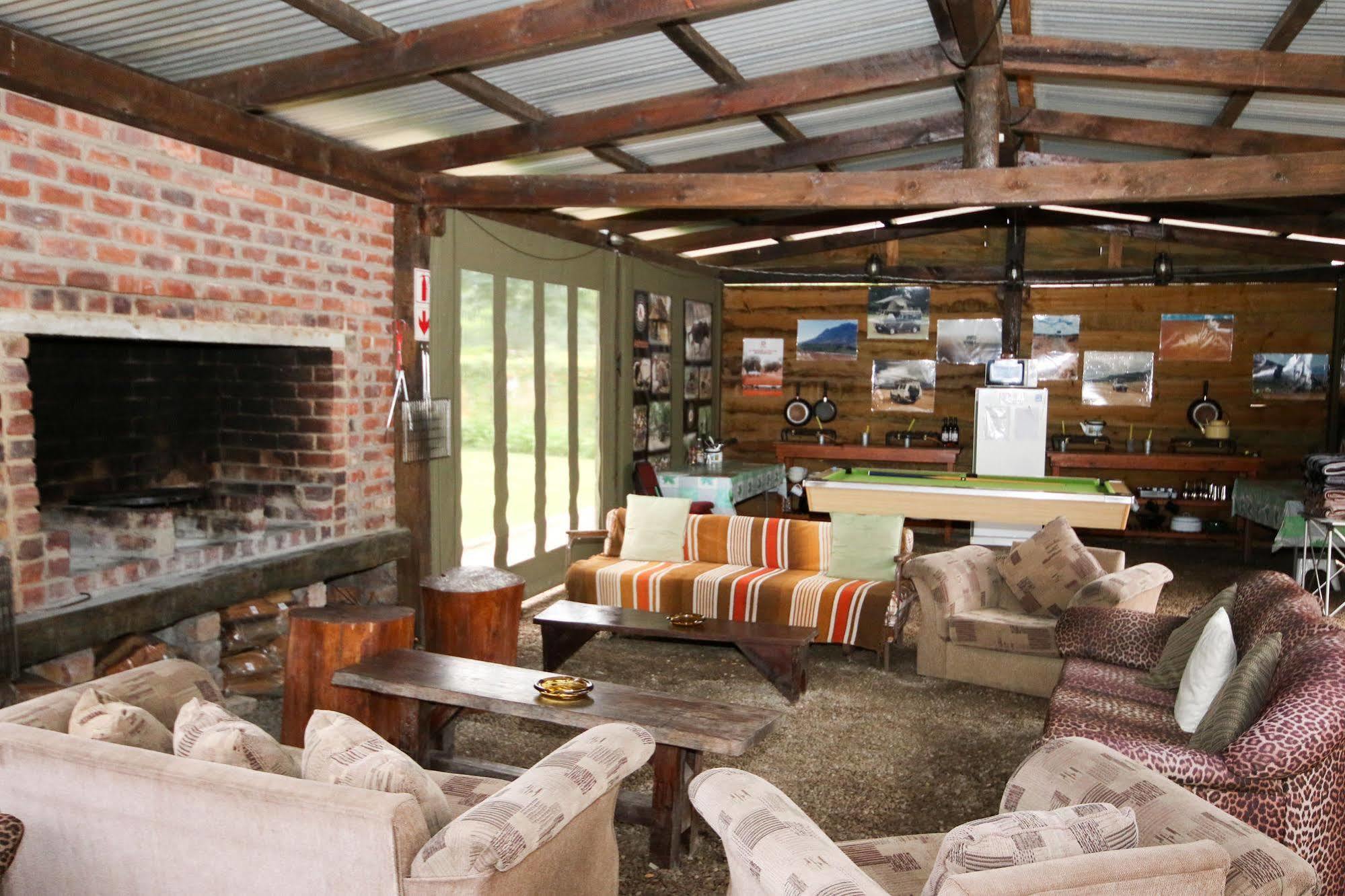 The Village Lodge Stormsrivier Εξωτερικό φωτογραφία