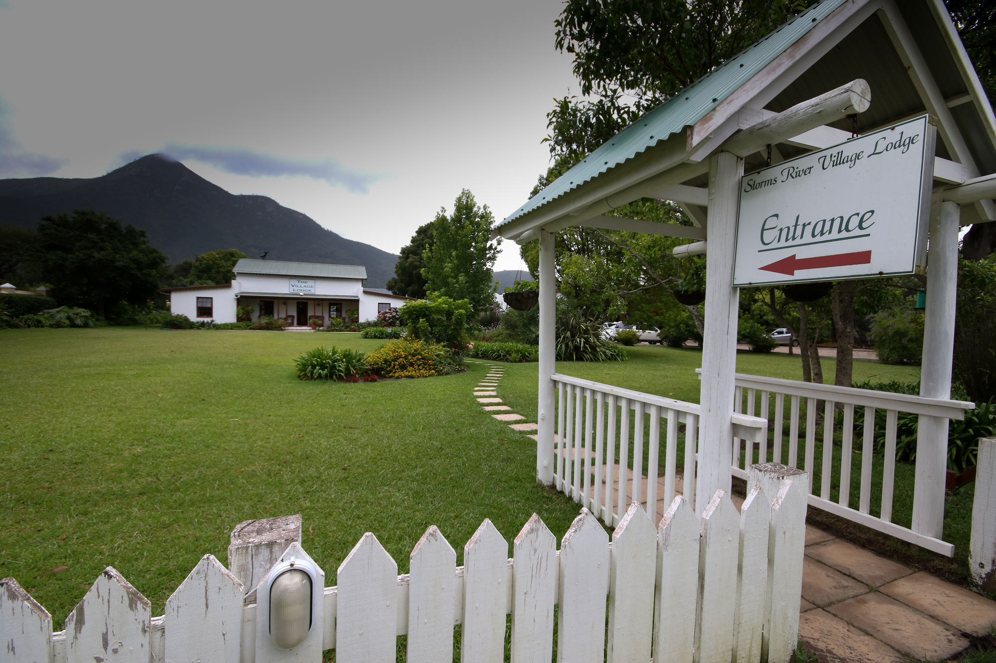 The Village Lodge Stormsrivier Εξωτερικό φωτογραφία