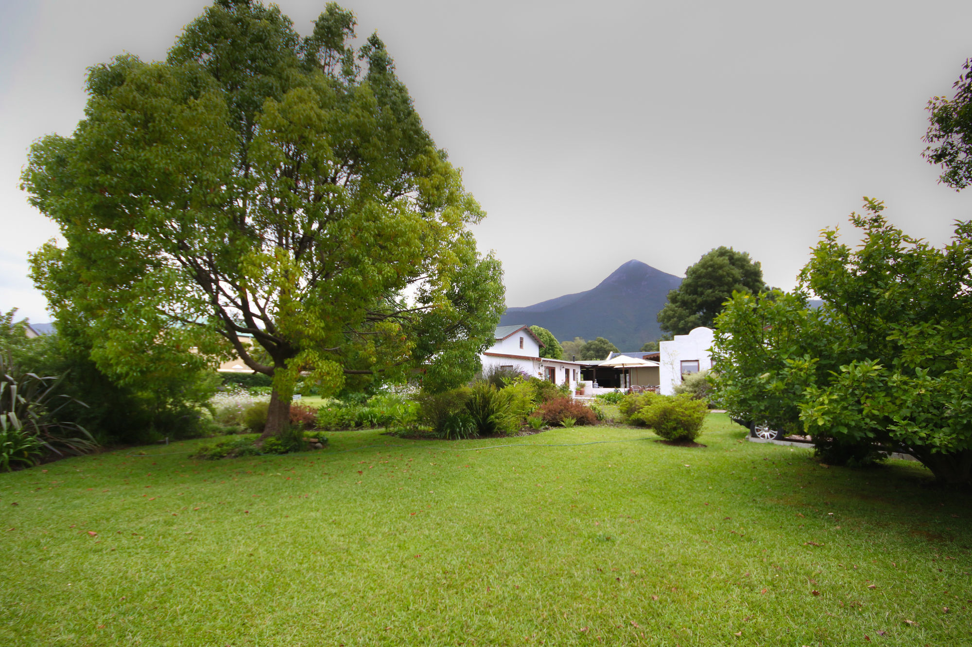 The Village Lodge Stormsrivier Εξωτερικό φωτογραφία