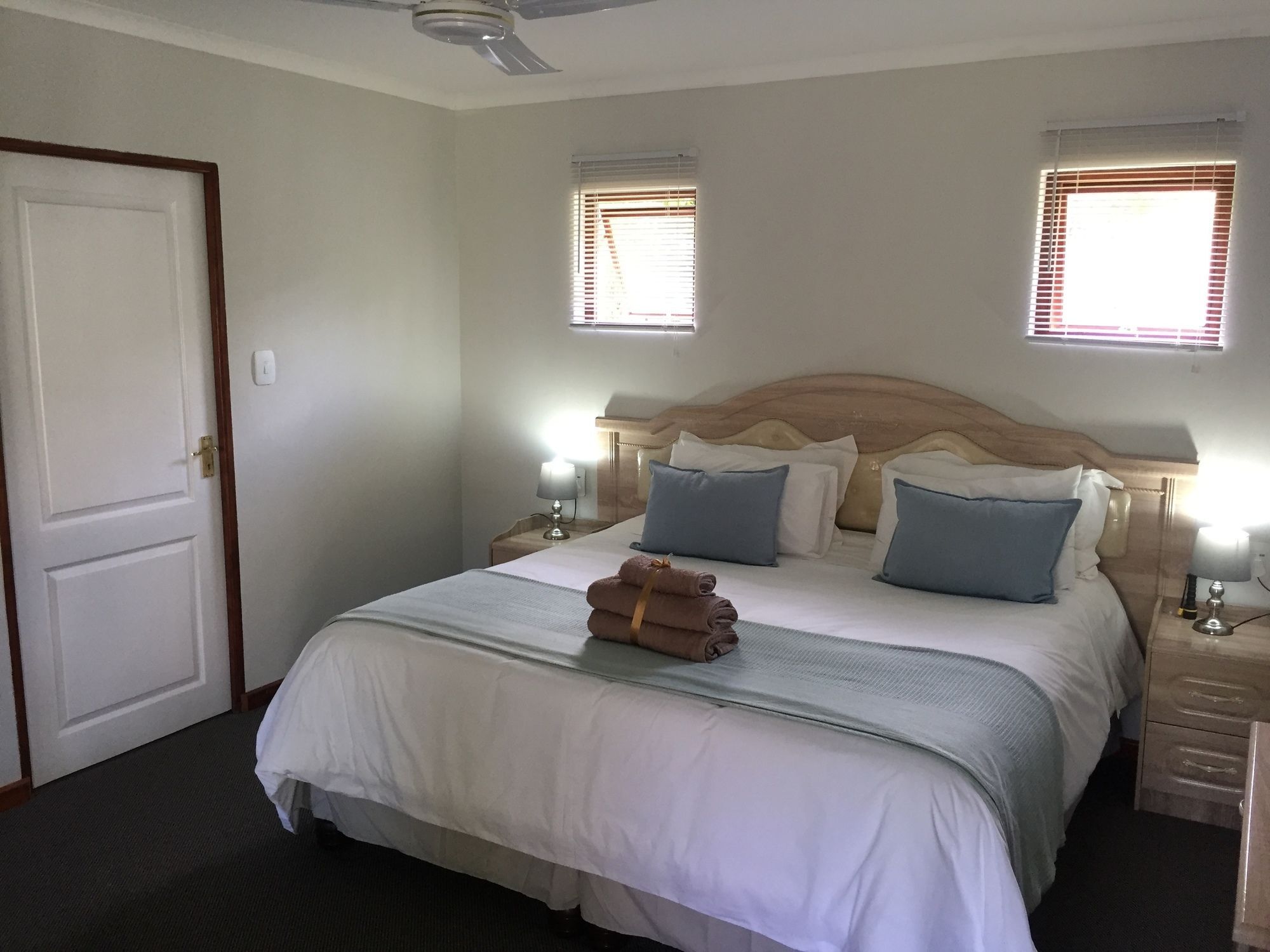 The Village Lodge Stormsrivier Εξωτερικό φωτογραφία